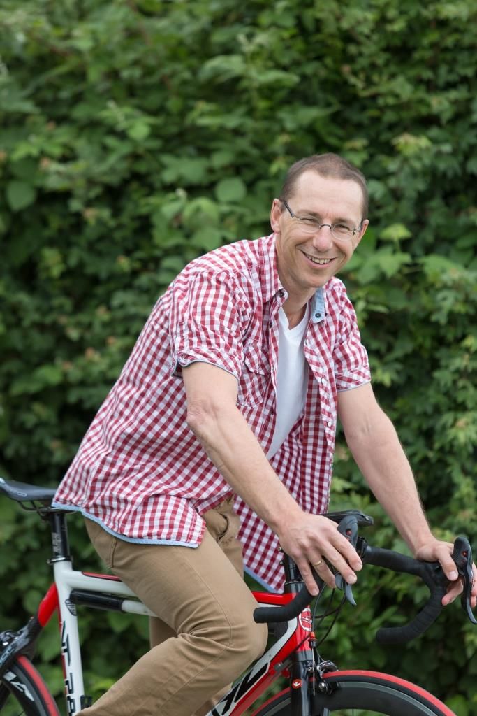 Trainer Marinus beklimt Alpe d'HuZes